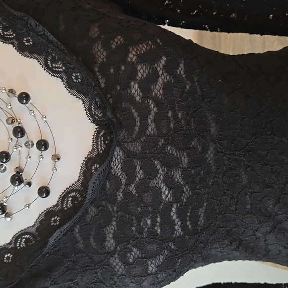 Ambiance Black Lace Overlay Long Sleeve Top With V Back and Lace Detailing. NWOT - Picture 14 of 17